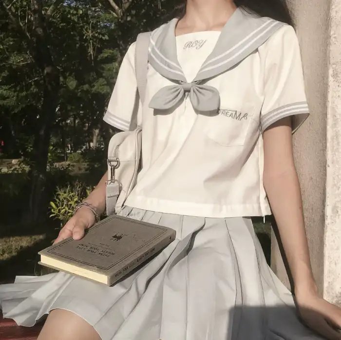 少女与海怪